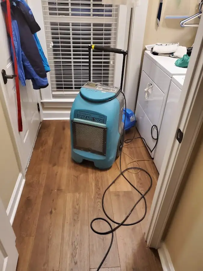 Commercial dehumidifier deployed for Flood Damage Cleanup in Springfield